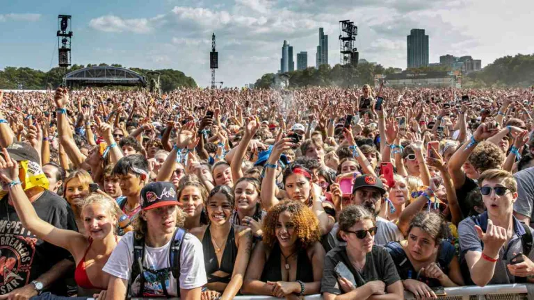 Iconica Banda De Pop Chilena Se Suma A Lollapalooza Chile 2024