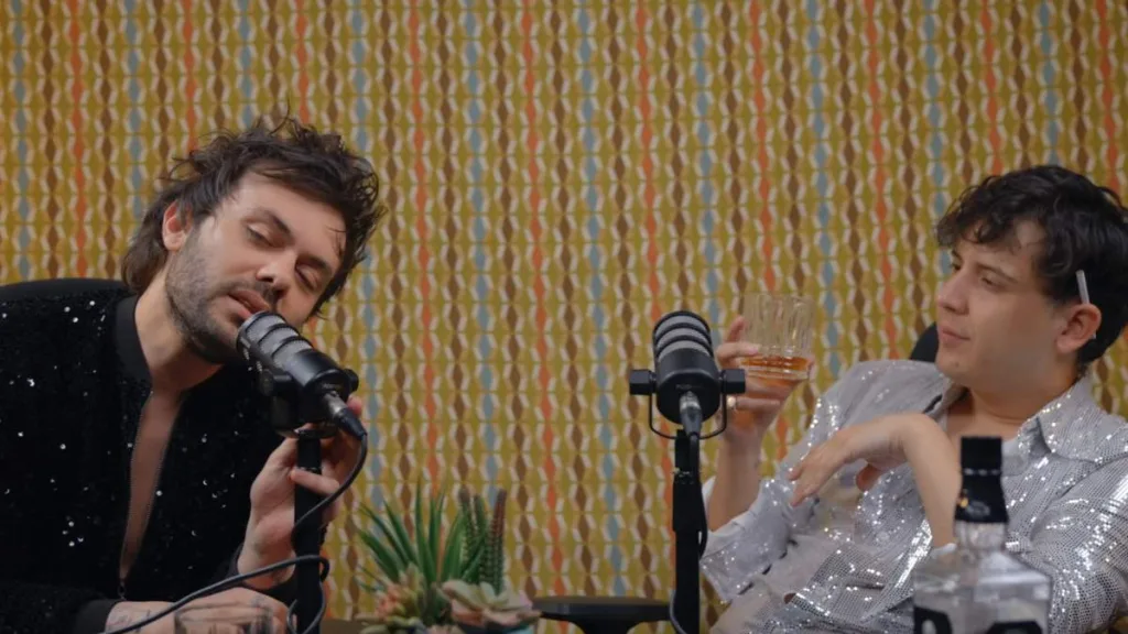 Farmacos Lanza Video Junto A Lucas Espinoza