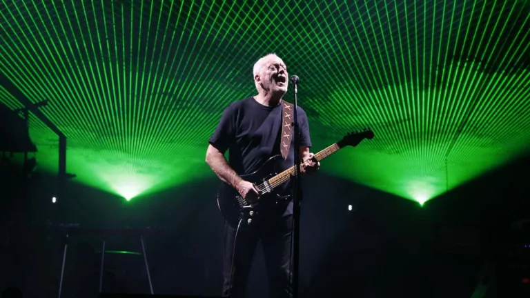 David Gilmour Regresa A Los Escenarios