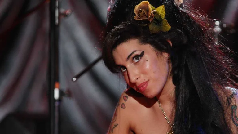Nuevo Premio Entregado A Amy Winehouse