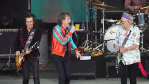 Primera Presentacion De Cancion De The Rolling Stones En 25 Años