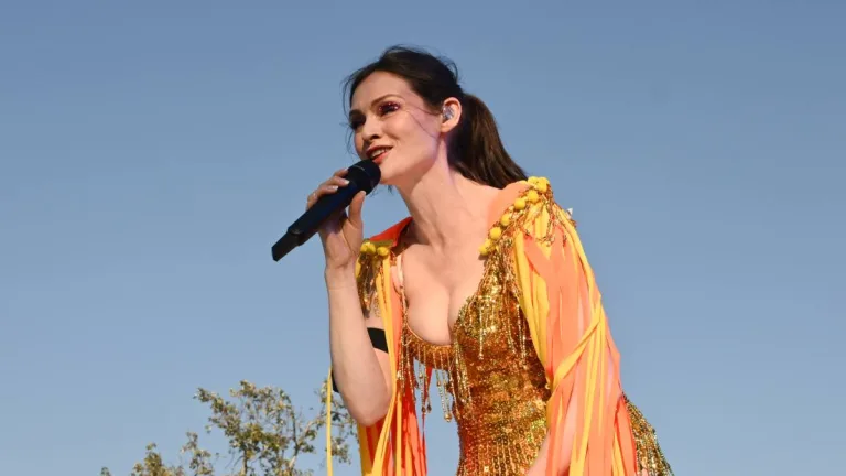 Sophie Ellis Bextor Presento Nuevamente Murder On The Dance Floor