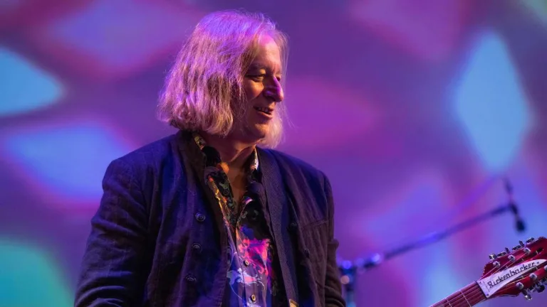 Peter Buck (1)