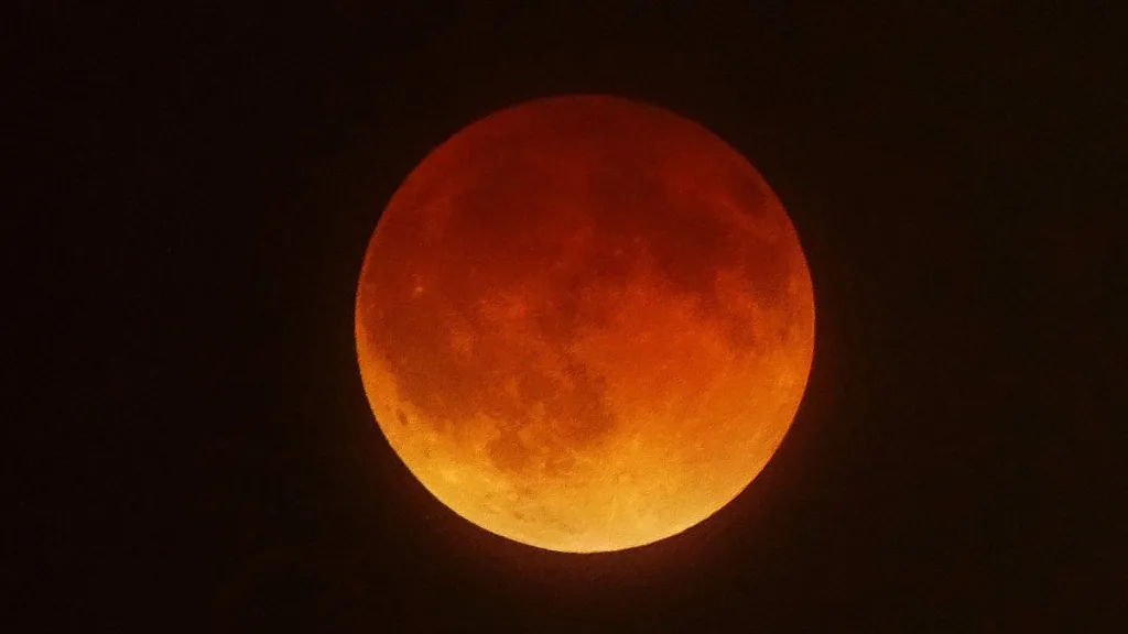 Luna De Sangre