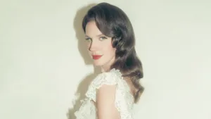 Lana Del Rey Bluebird