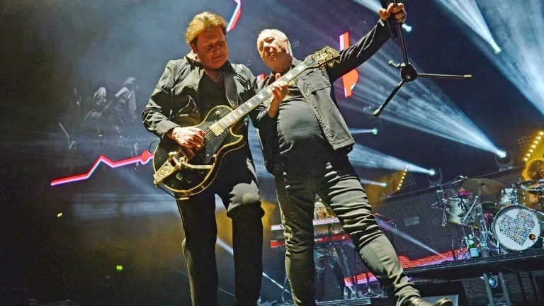 Simple Minds Live