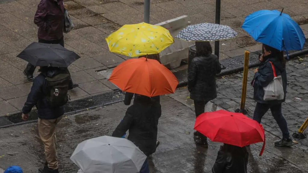 Lluvia En Santiago