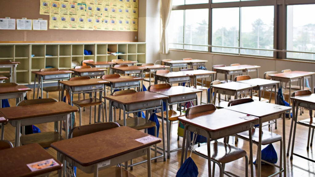 Alerta De Tsunami Clases Suspendidas