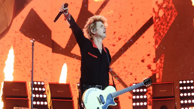 Green Day (2)