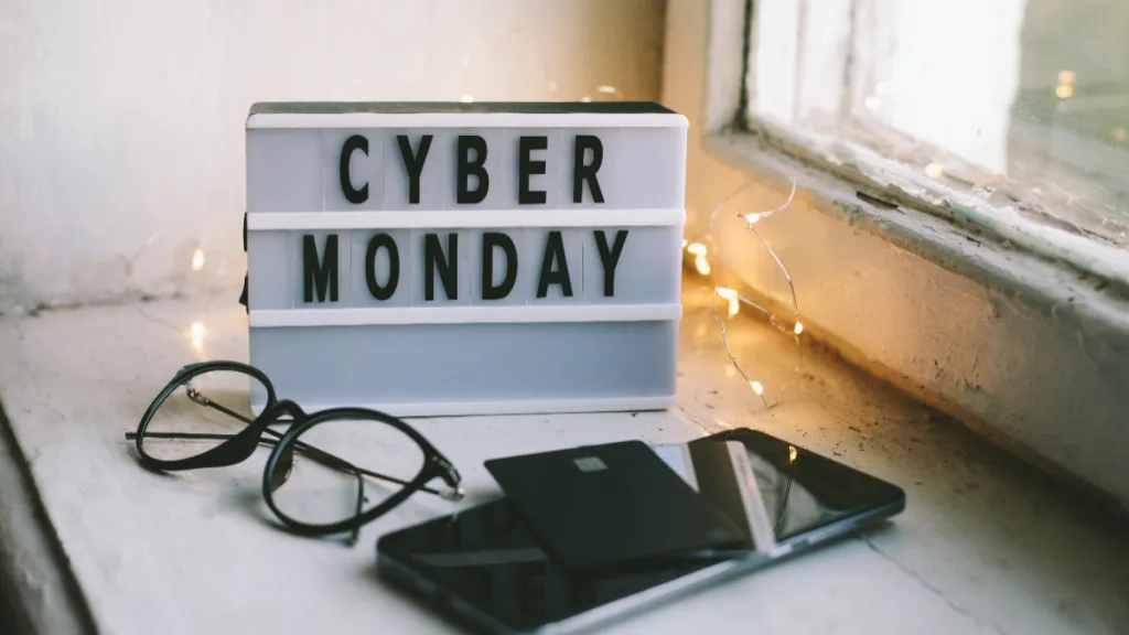 Cyber Monday (1)