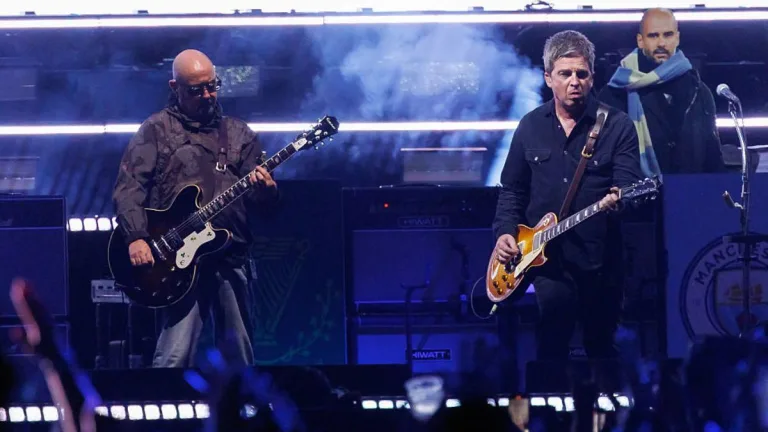 Paul Bonehead Arthurs Oasis