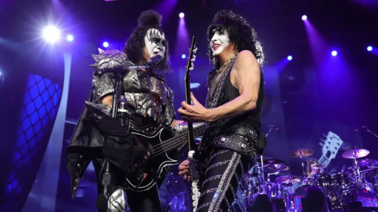 Gene Simmons Paul Stanley