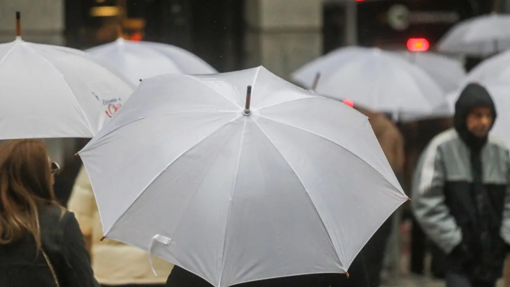 Lluvia En Santiago