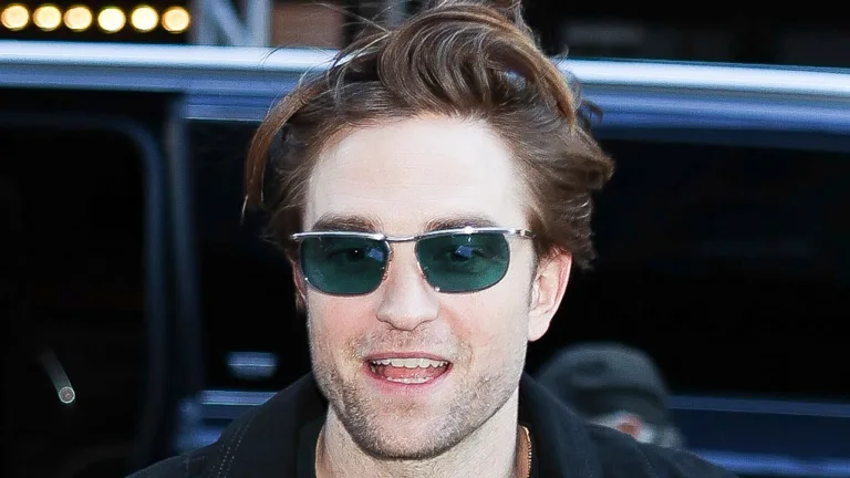 Robert Pattinson