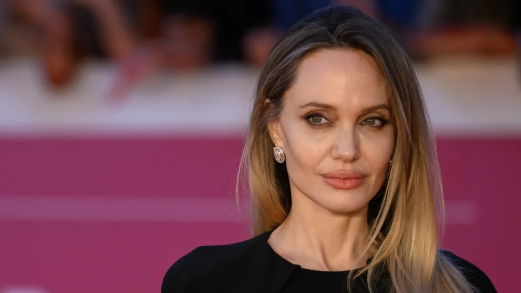 Angelina Jolie