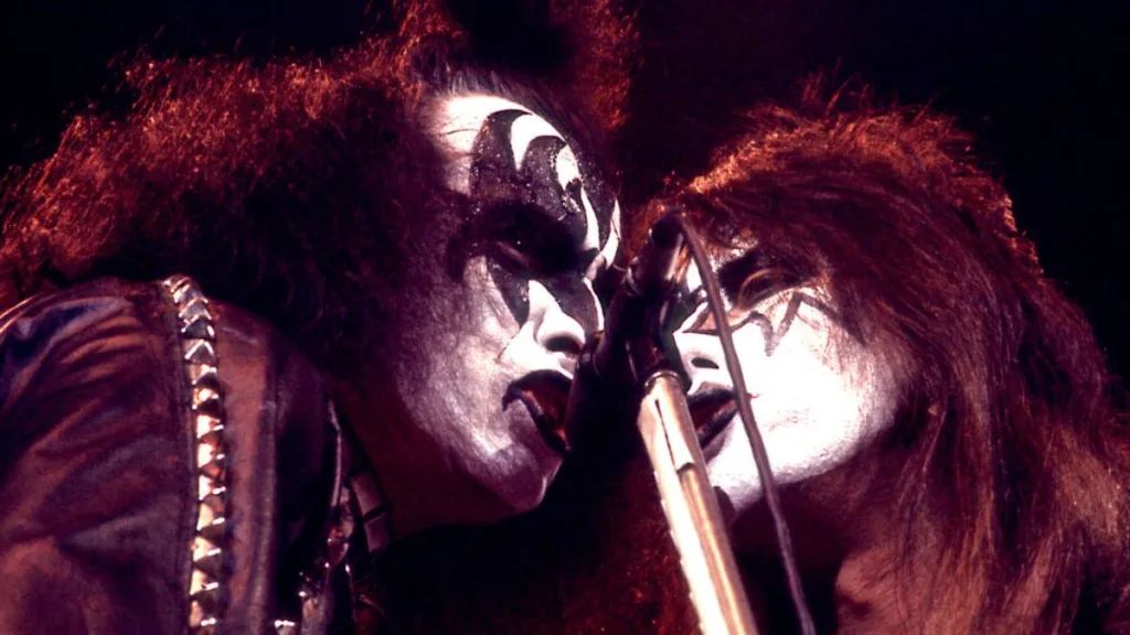 Gene Simmons Ace Frehley