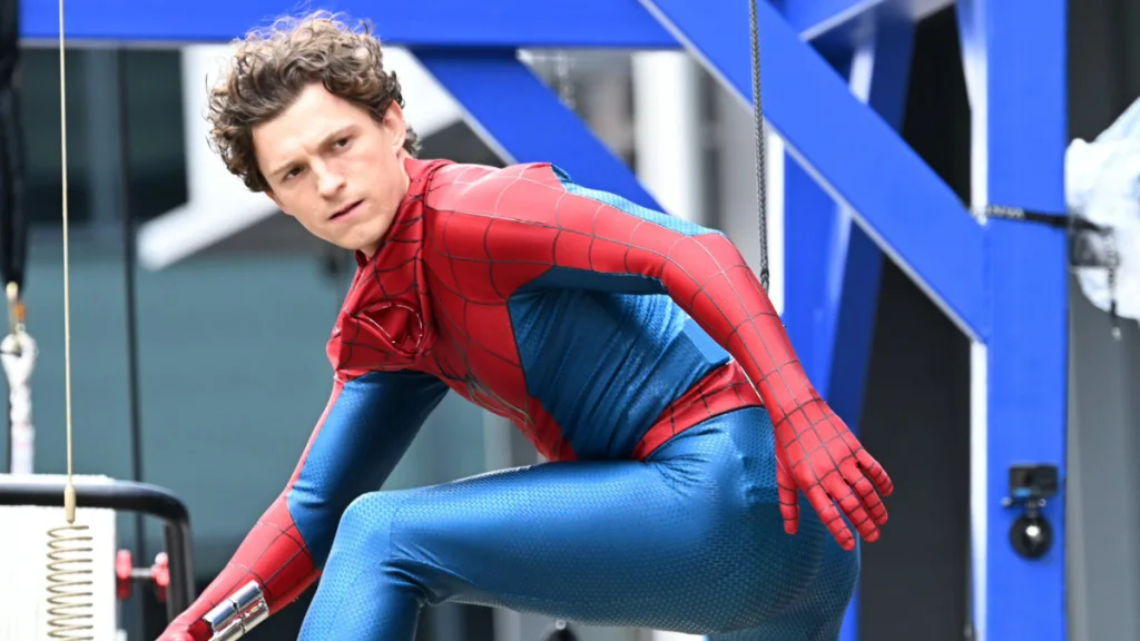 Tom Holland (3)