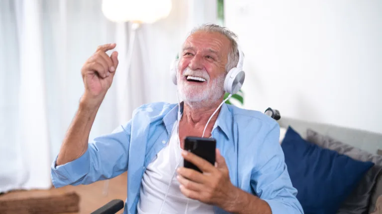 Escuchar Música Demencia