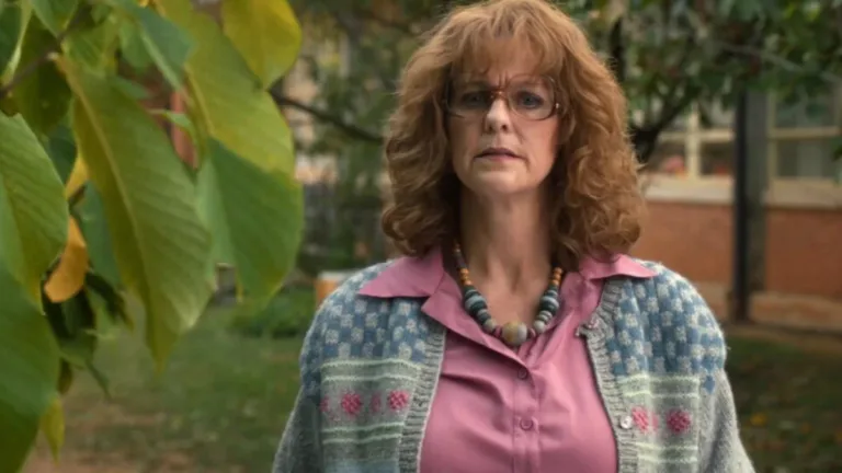 Profesora Hermanos Duffer Stranger Things