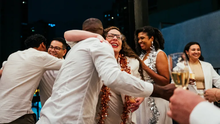 Abrazo De Año Nuevo