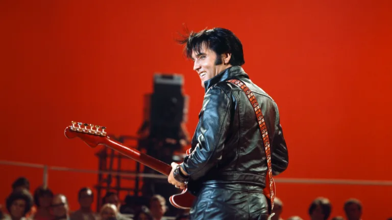 EPiC: Elvis Presley In Concert