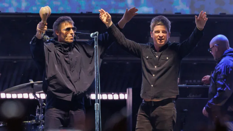 Liam Gallagher Noel Gallagher