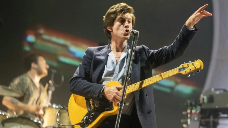 Matt Helders Alex Turner Arctic Monkeys