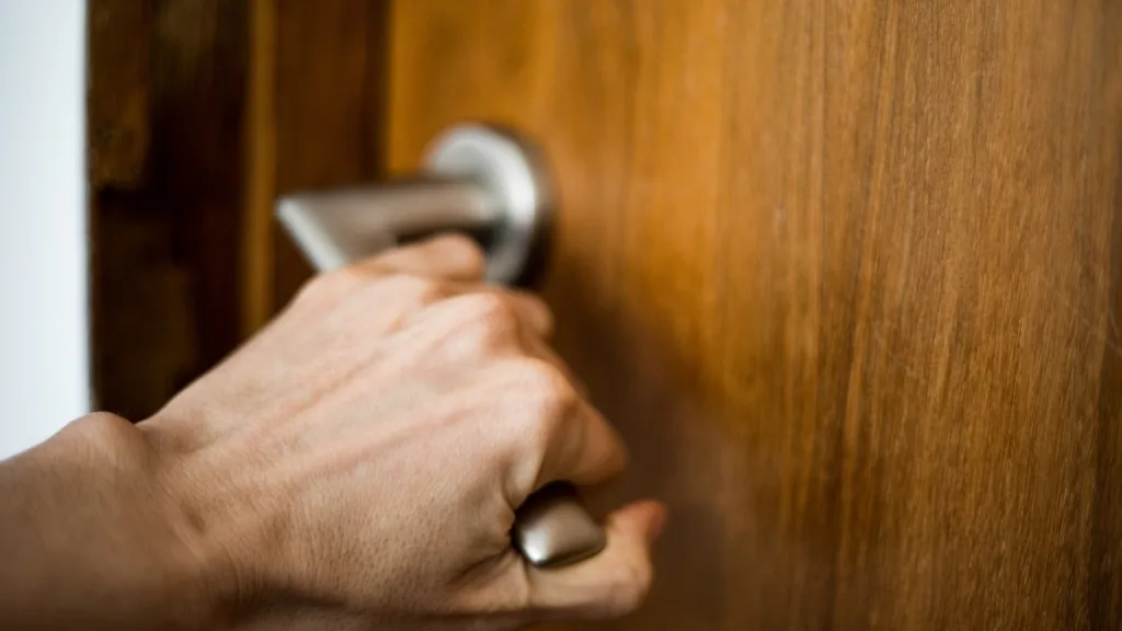 Piscología, cerrar la puerta