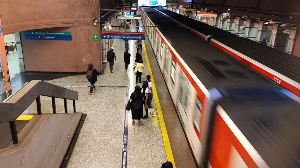 Metro de Santiago, festival de Las Condes