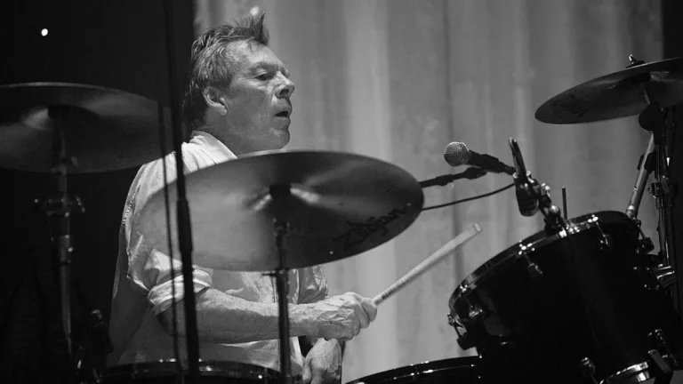 Andrew Ranken The Pogues