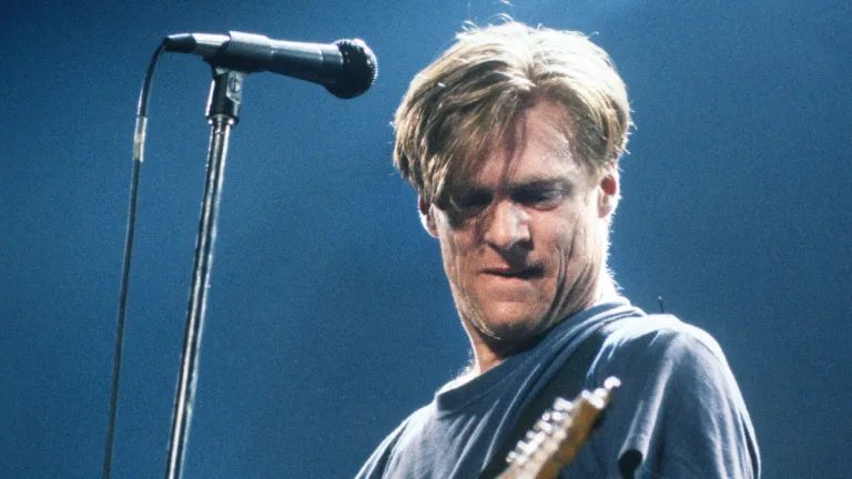 Bryan Adams (2)