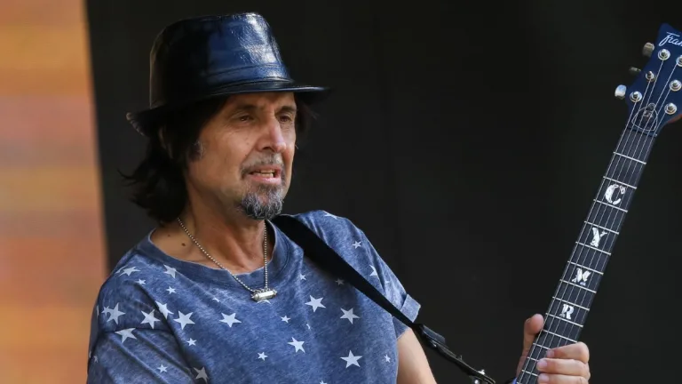 Phil Campbell
