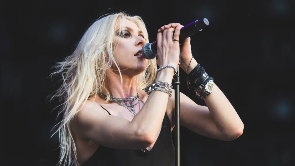 Taylor Momsen