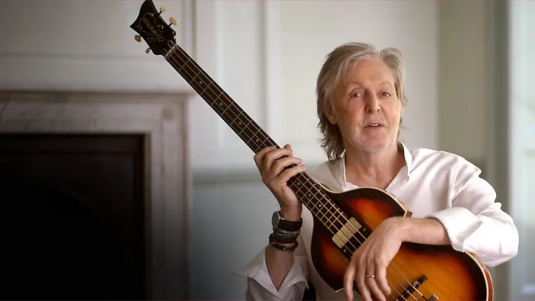 Paul McCartney Bajo