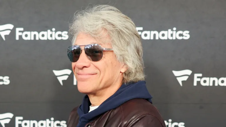 Jon Bon Jovi En Partido De La NBA