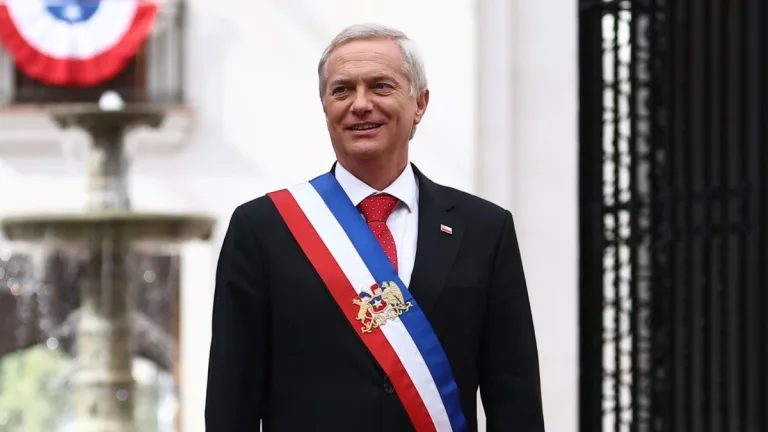 Aprobación De Kast Hoy