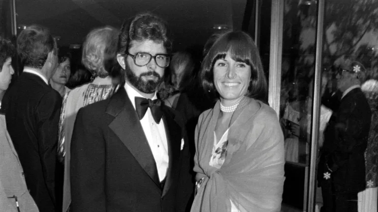 Muerte De Marcia Lucas