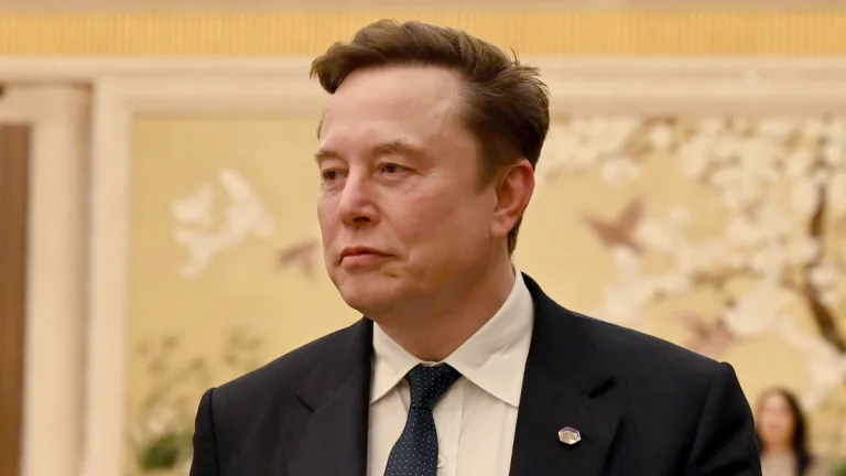 Elon Musk (1)