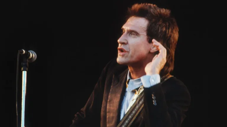 Ray Davies Cumple 82 Años