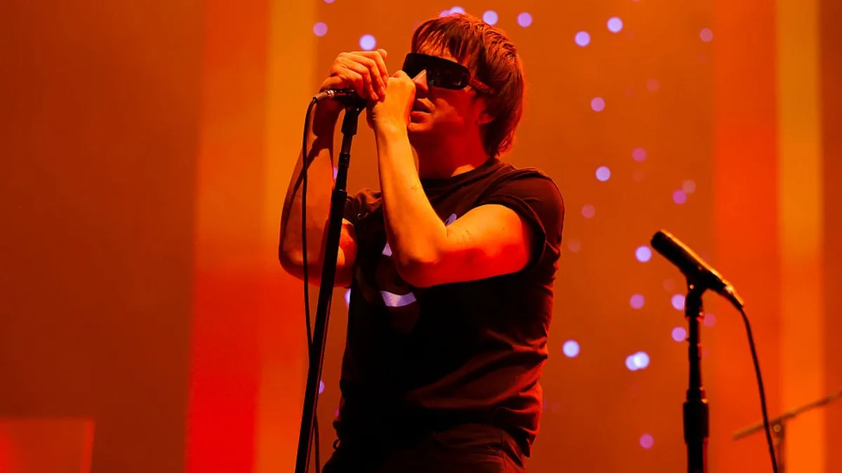 The Strokes reprograma su nuevo disco: ¿por qué se retrasa "Reality Awaits"? — Radio Concierto Chile