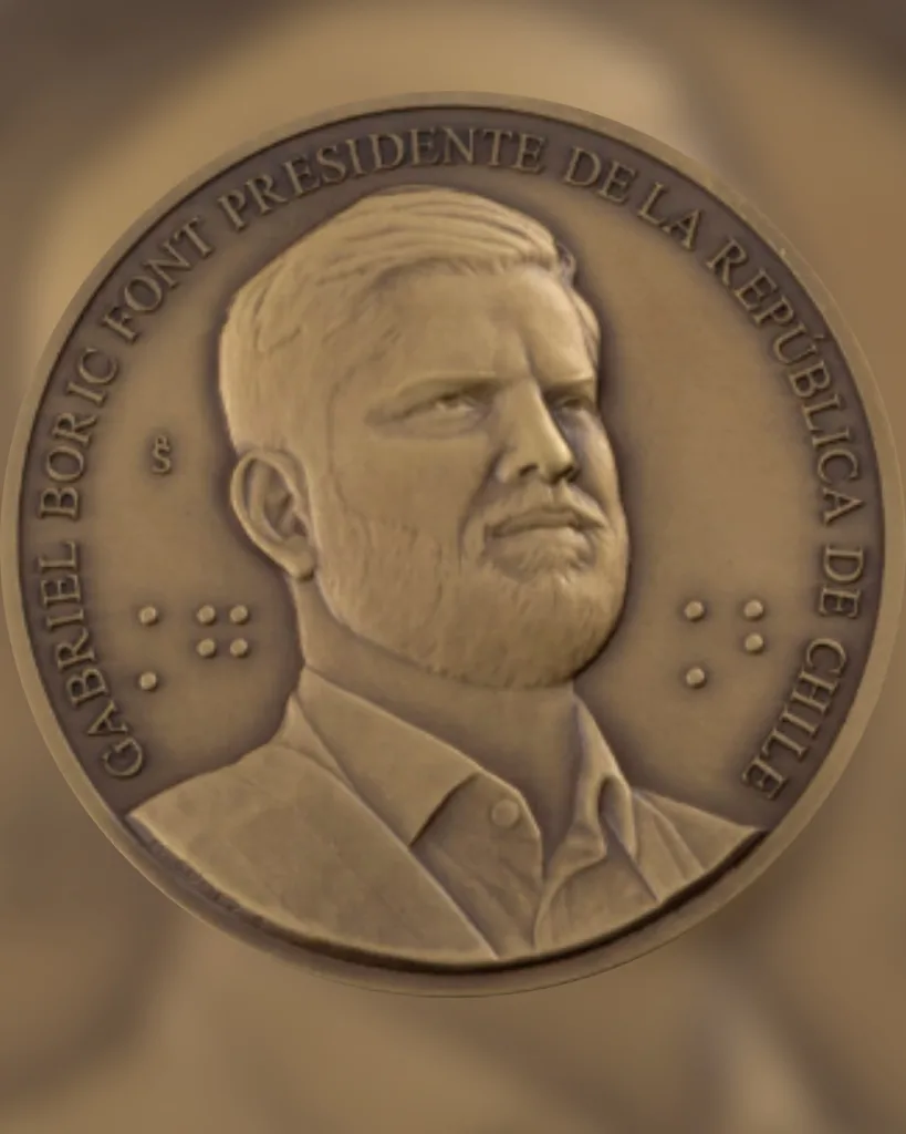 Medalla coleccionable de Gabriel Boric