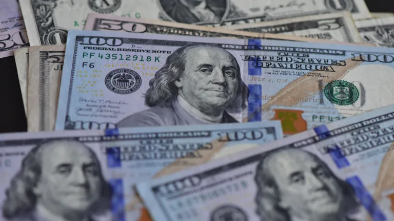 Precio Del Dólar