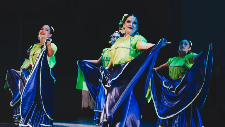 De La Legua Al Teatro Municipal