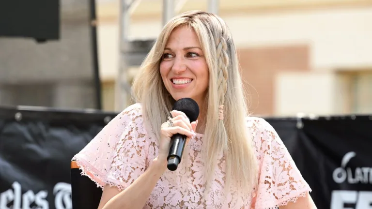 Debbie Gibson Elogió Versión De Lost In Your Eyes De Cantantes Filipinos