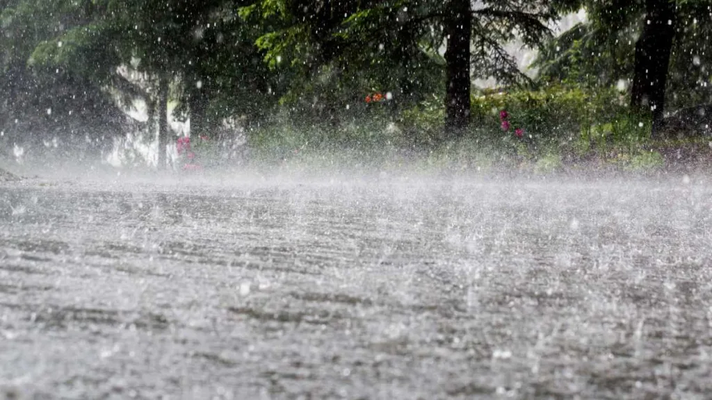 Lluvia En Santiago