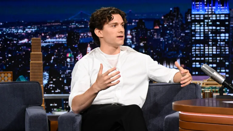 Tom Holland (1)