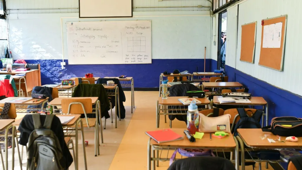 Suspensión De Clases En La Región Metropolitana
