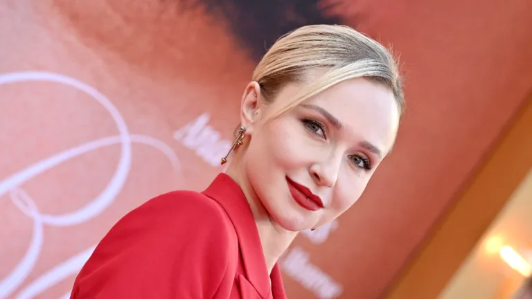 Hayden Panettiere (1)