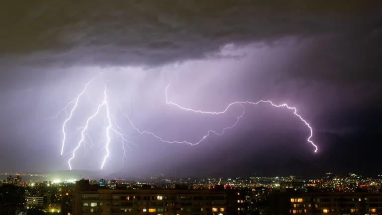 Tormenta Electrica En Santiago