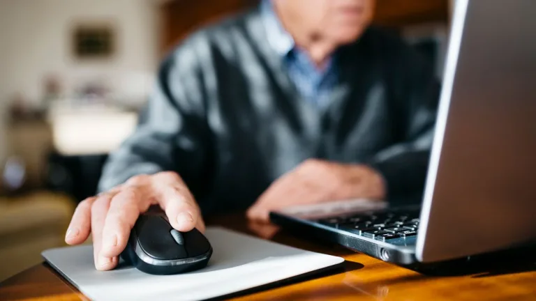 Tecnología Para Adultos Mayores